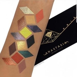 ABH Prism Eyeshadow Pallete
